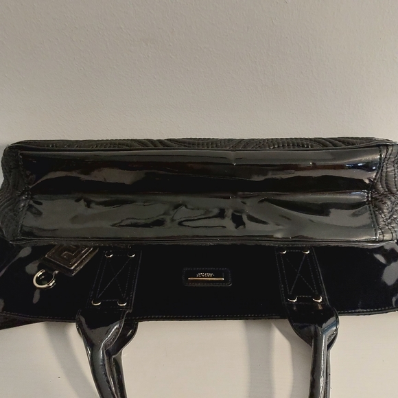 New Versace Parfums purse Large - Picture 14 of 16